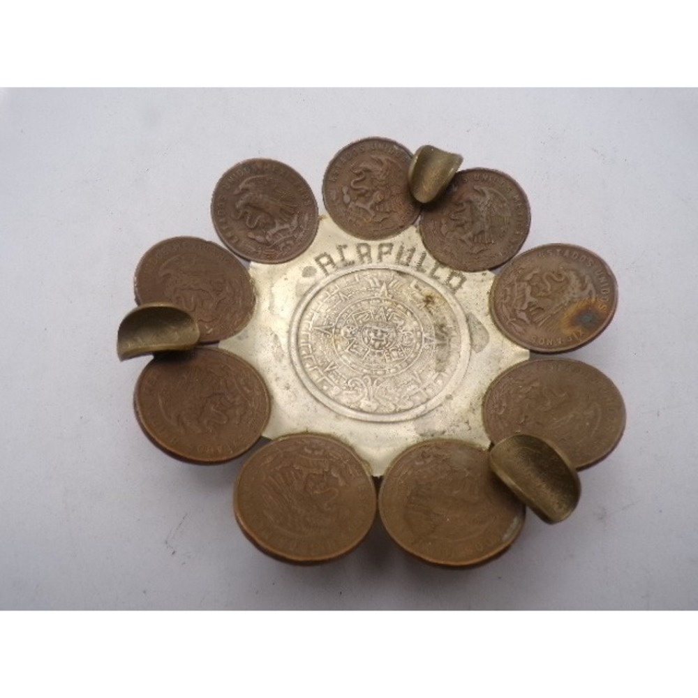 Vintage Acapulco Mexico Aztec Sun Stone Calendar Ashtray 20 Centavos Coins Brass